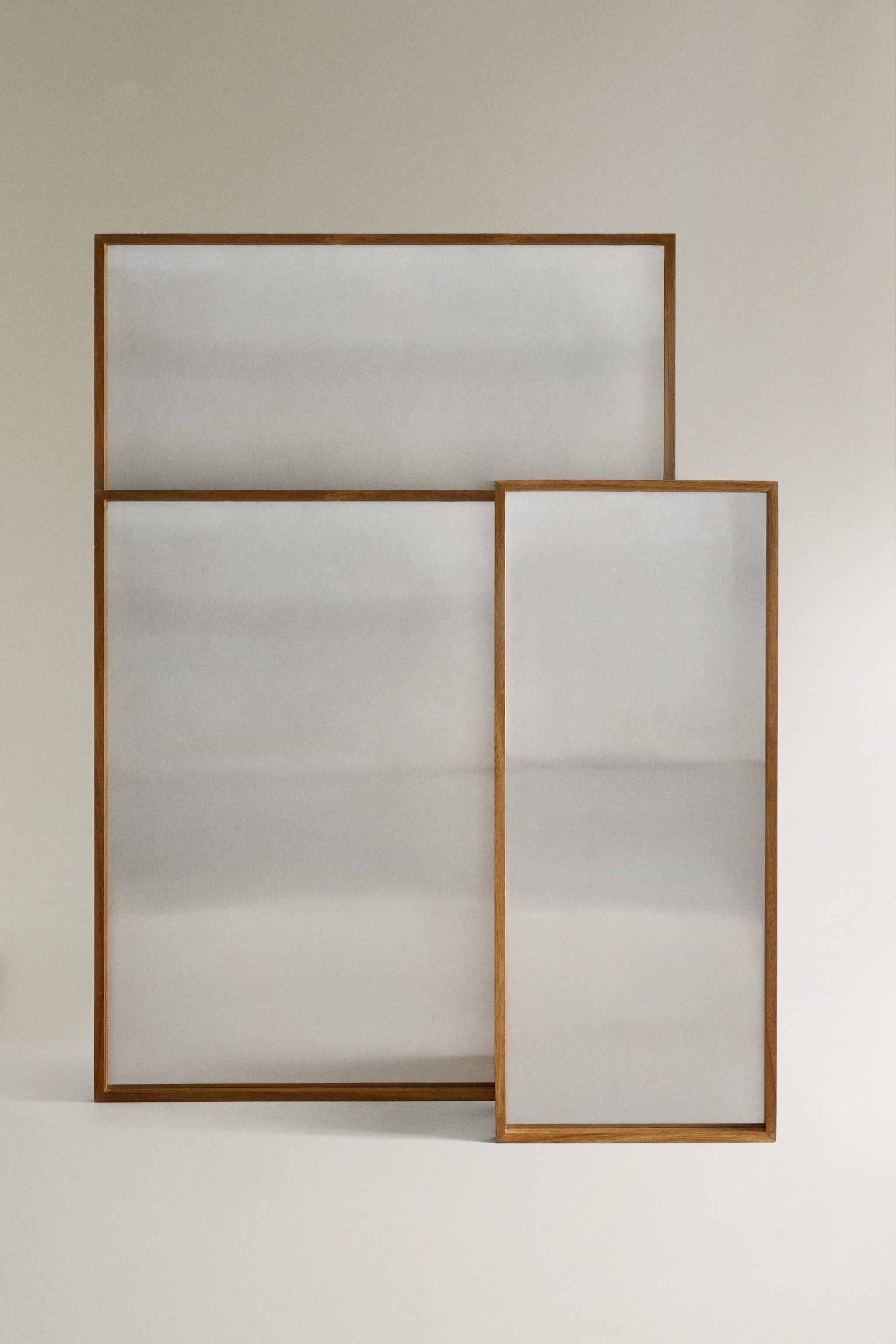MAGNETIC SLATE WITH WOODEN BORDER